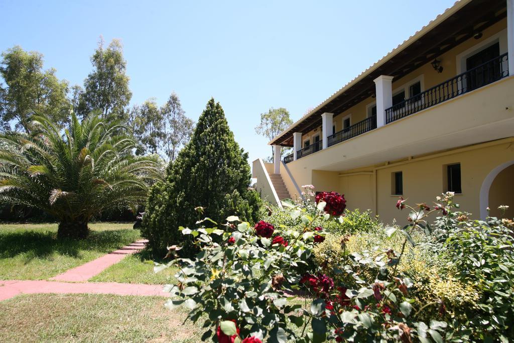 Marini Apartments Μωραΐτικα Εξωτερικό φωτογραφία