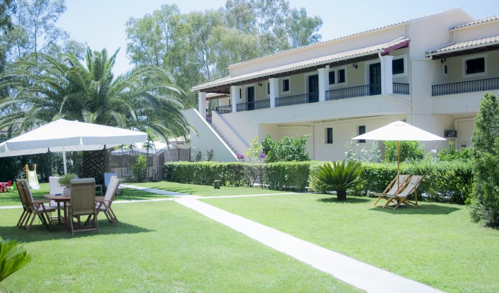 Marini Apartments Μωραΐτικα Εξωτερικό φωτογραφία
