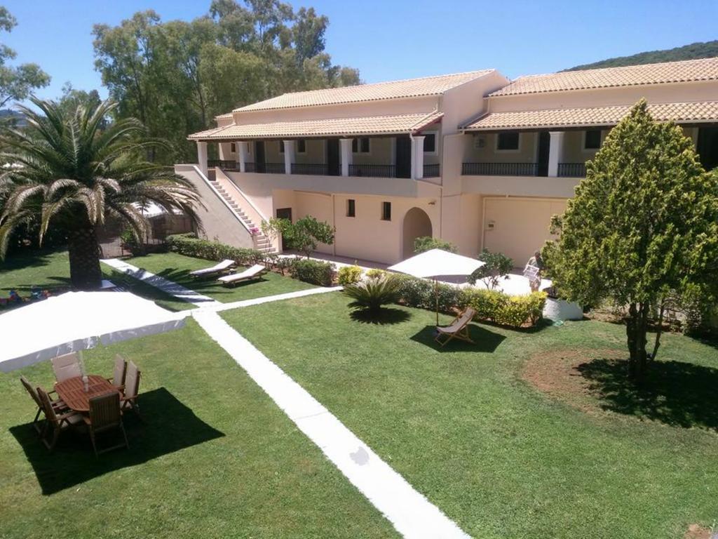 Marini Apartments Μωραΐτικα Εξωτερικό φωτογραφία
